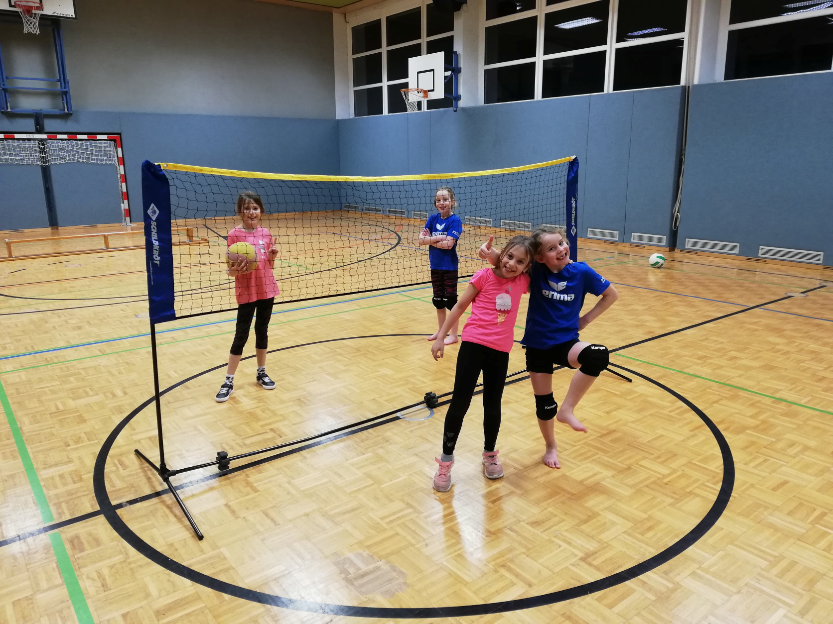 Neu im ADM Programm: Volleyball für Kinder