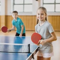 TISCHTENNIS FÜR KINDER